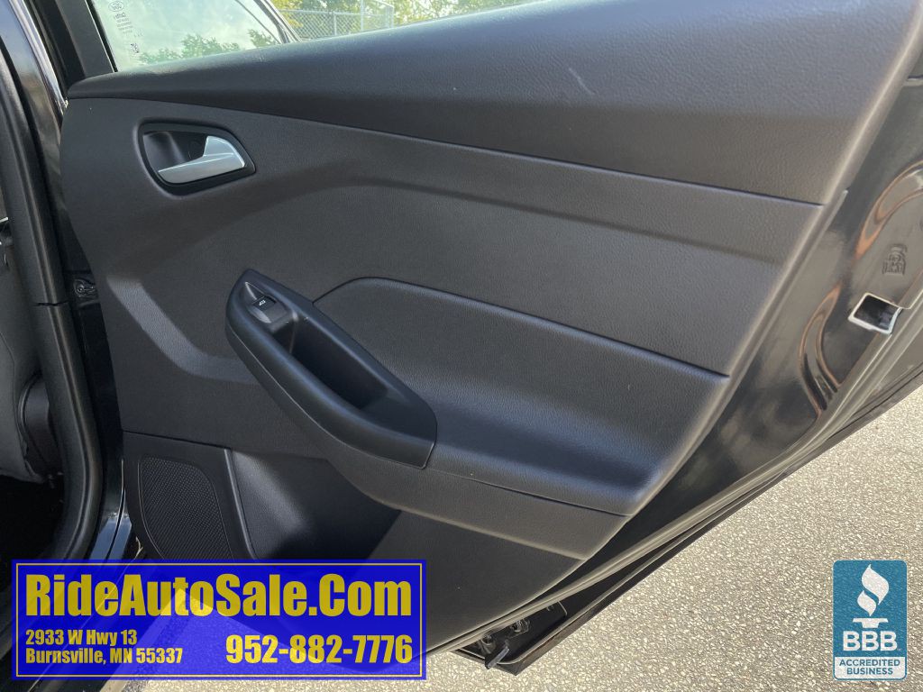 2014 Ford Focus Image 15