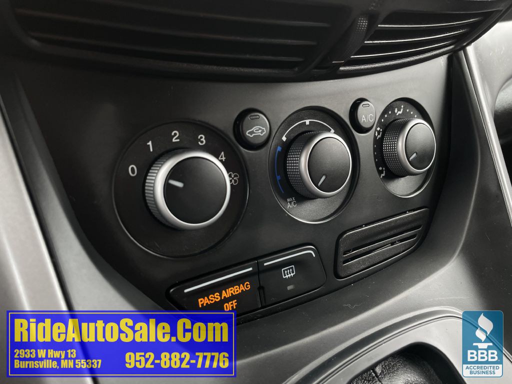 2016 Ford Escape Image 39