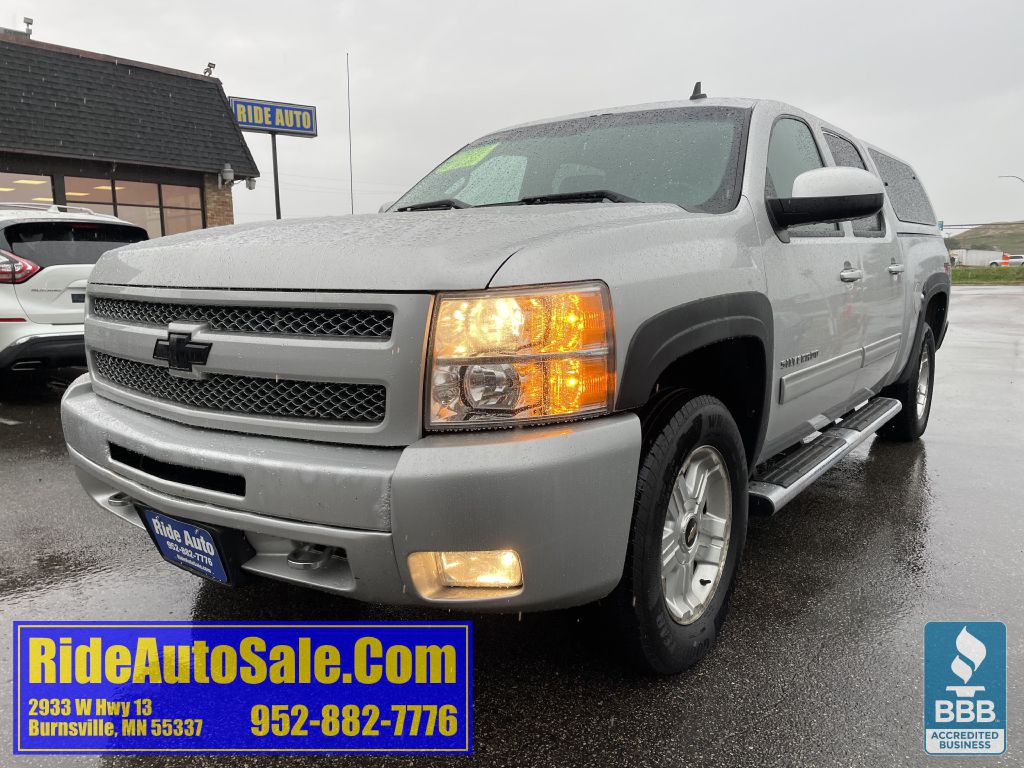 2011 Chevrolet Silverado 1500 Image 1