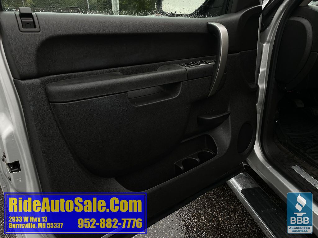 2011 Chevrolet Silverado 1500 Image 9
