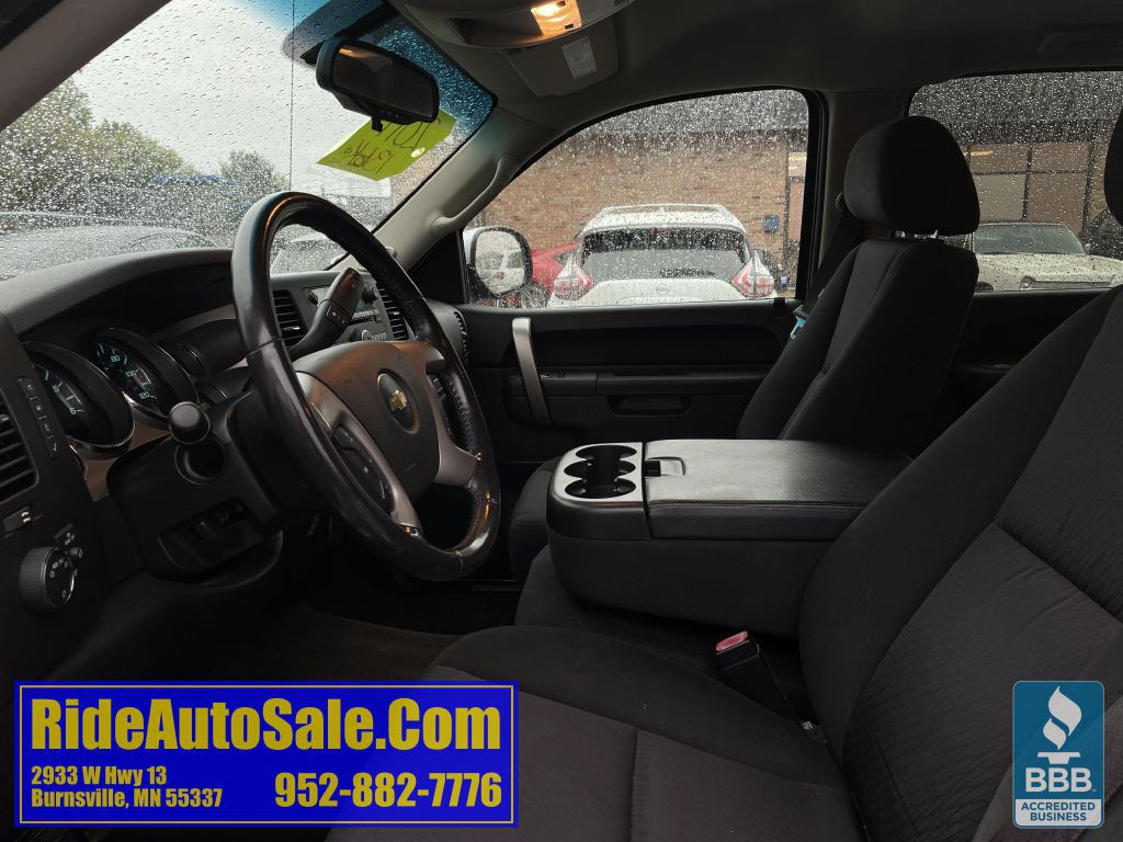 2011 Chevrolet Silverado 1500 Image 10