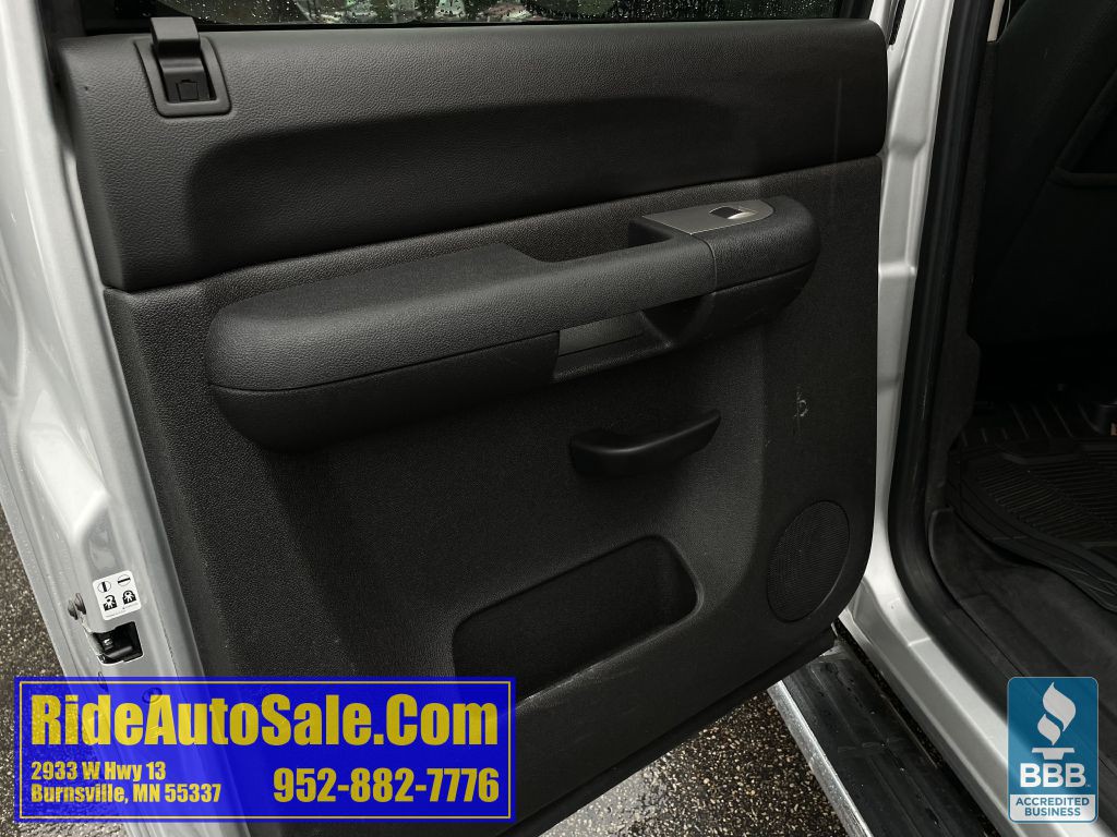 2011 Chevrolet Silverado 1500 Image 11