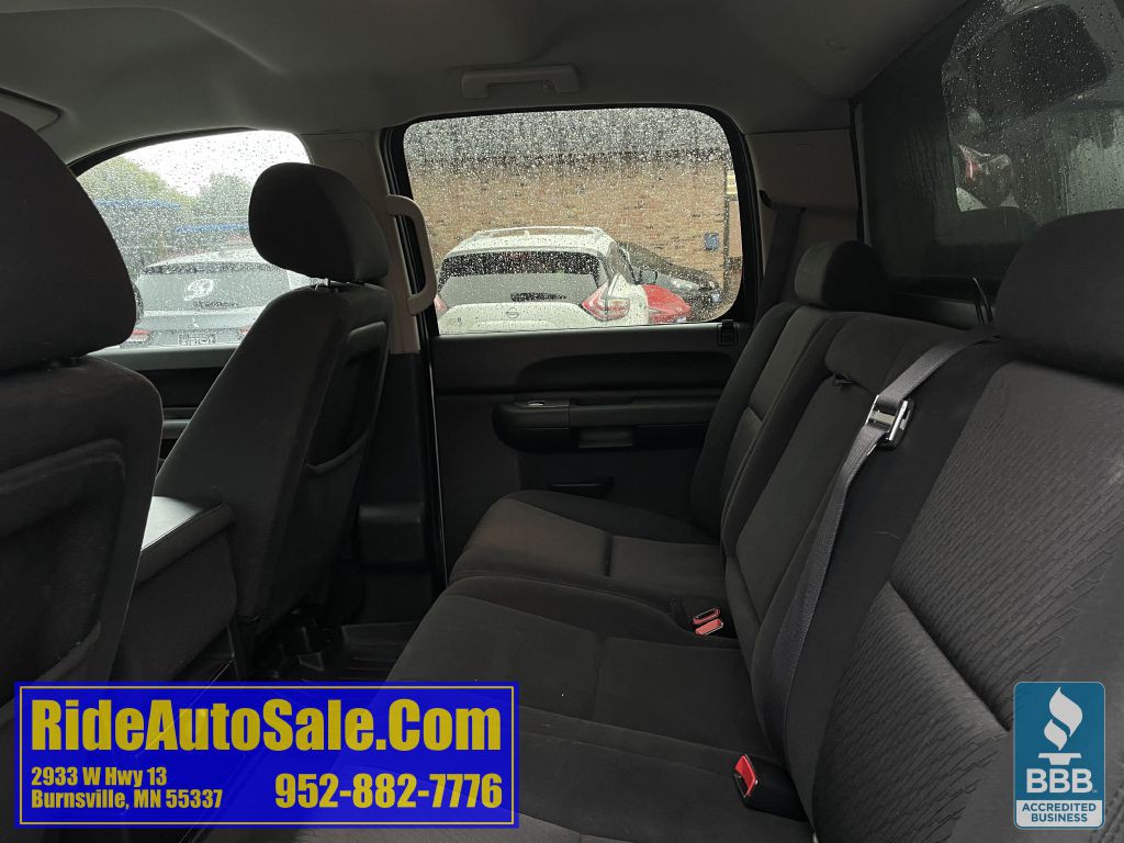 2011 Chevrolet Silverado 1500 Image 12