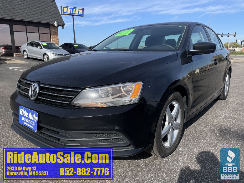 2016 Volkswagen Jetta Image 1
