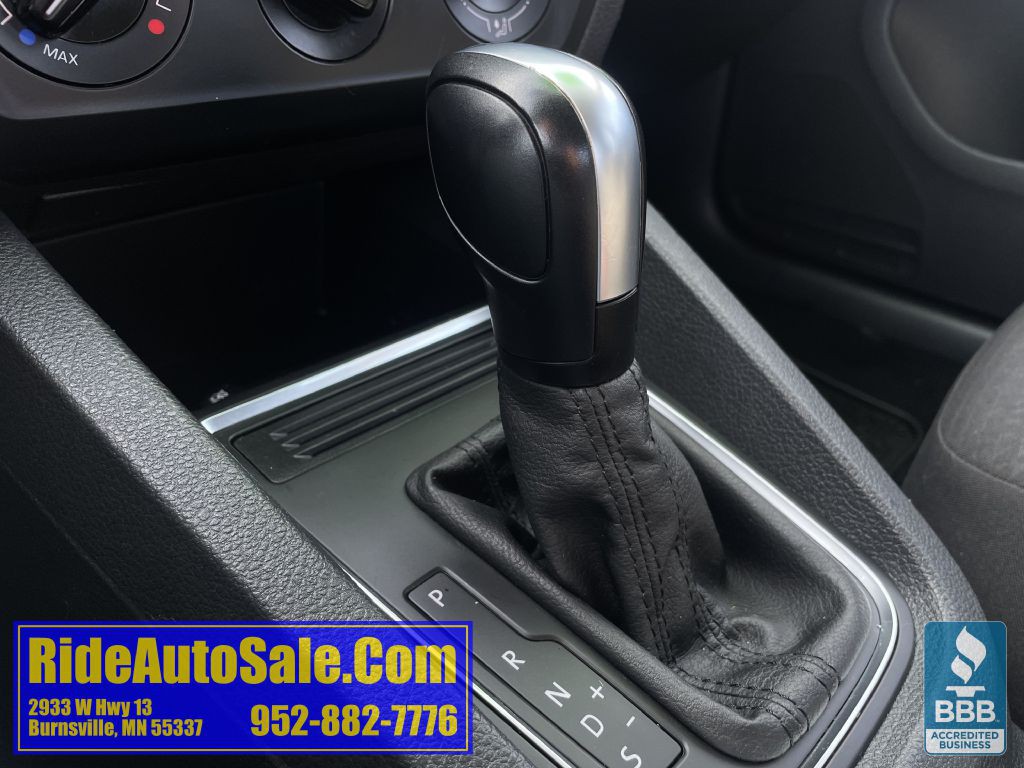 2016 Volkswagen Jetta Image 20