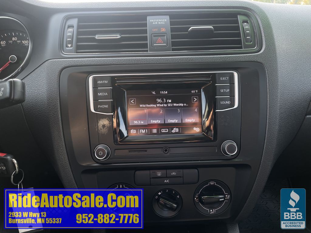 2016 Volkswagen Jetta Image 21