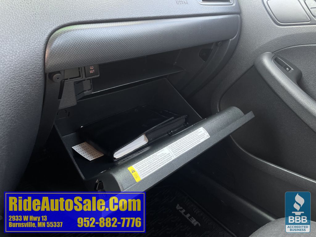 2016 Volkswagen Jetta Image 39