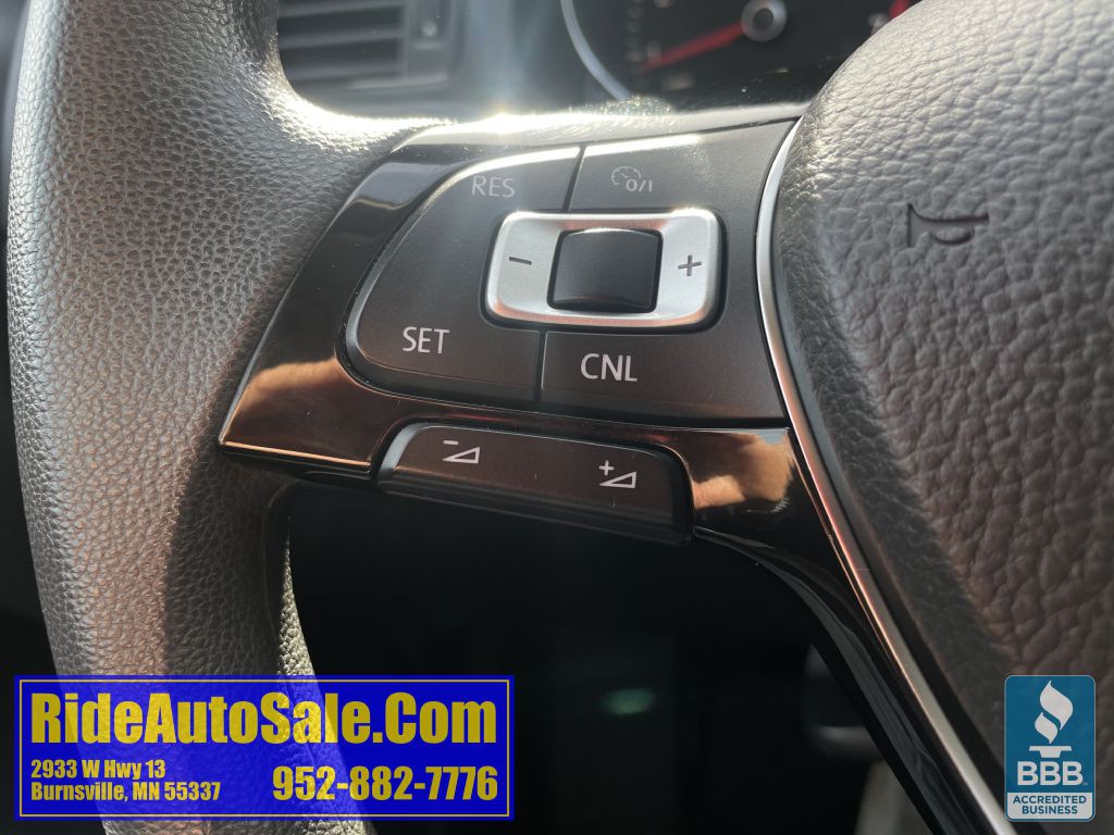 2016 Volkswagen Jetta Image 40