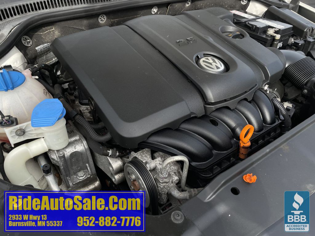 2013 Volkswagen Jetta Image 22