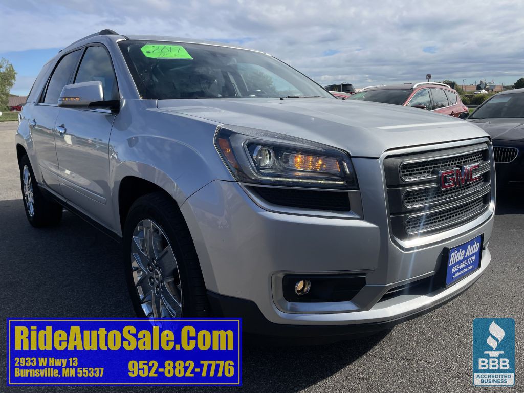 2017 GMC Acadia Image 3