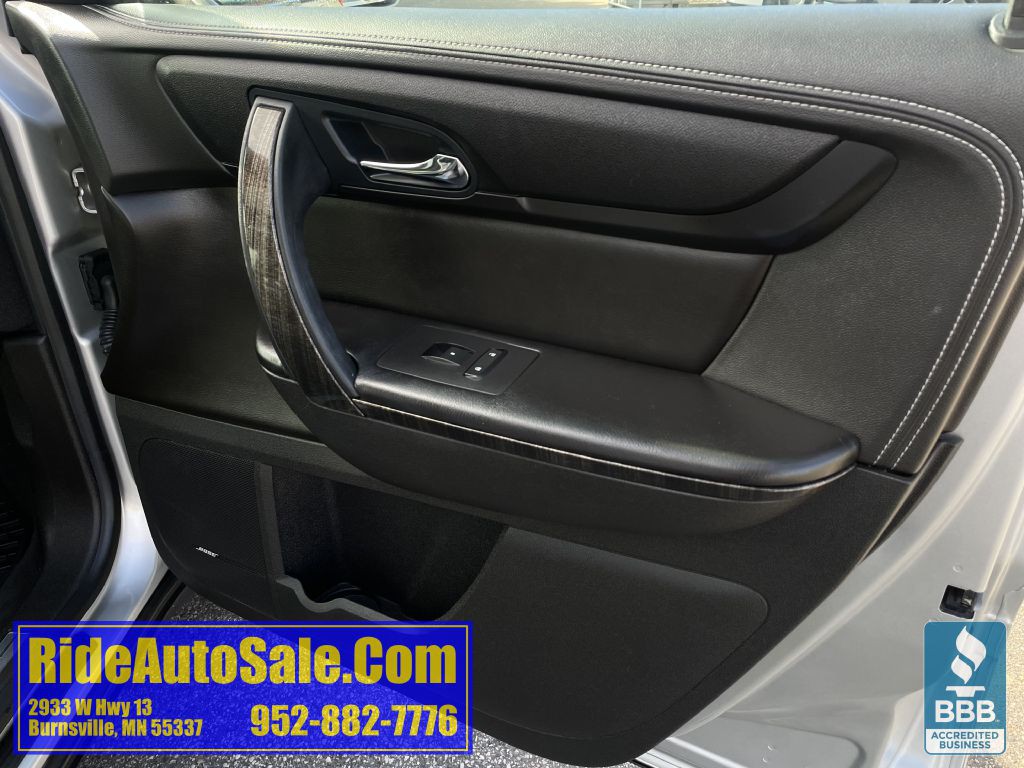 2017 GMC Acadia Image 14