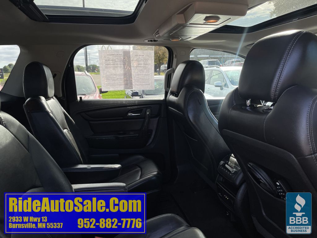 2017 GMC Acadia Image 17