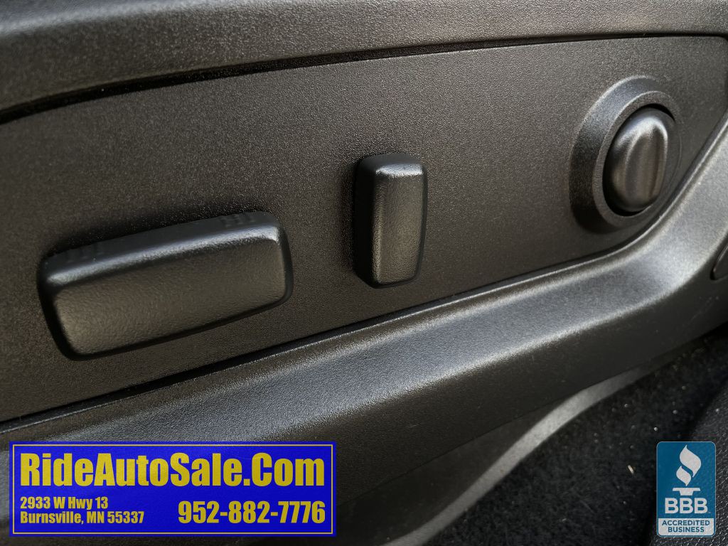 2017 GMC Acadia Image 19