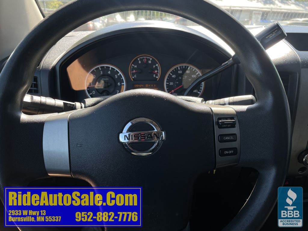 2011 Nissan Titan Image 18