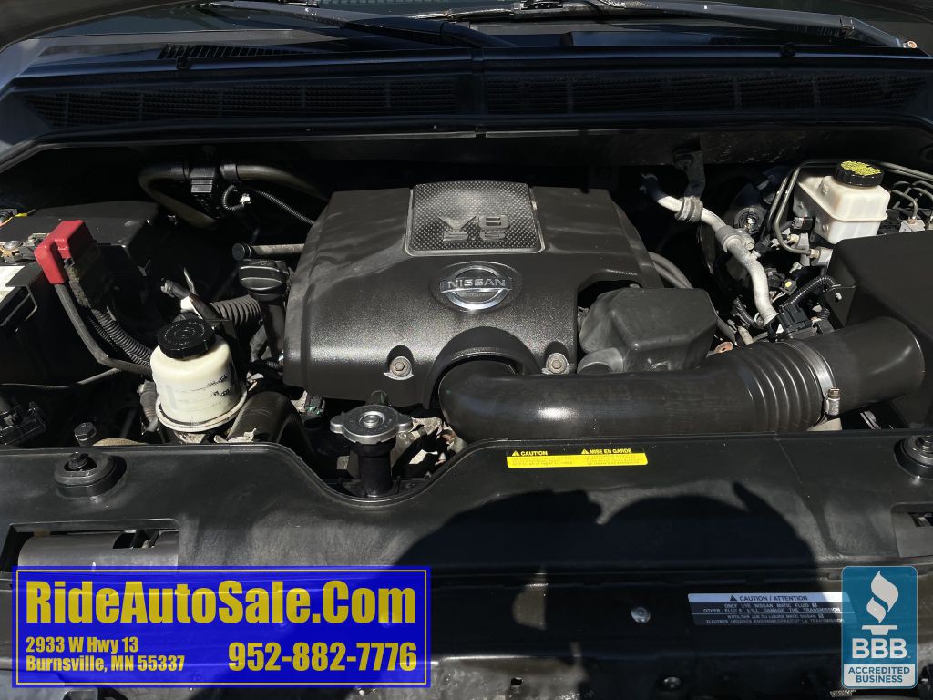 2011 Nissan Titan Image 22
