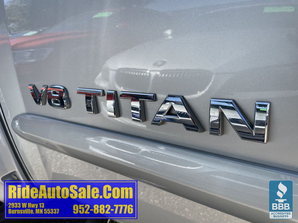 2011 Nissan Titan Image 30