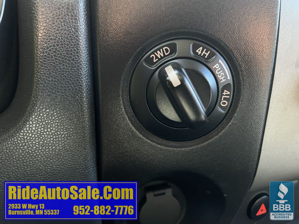 2011 Nissan Titan Image 40