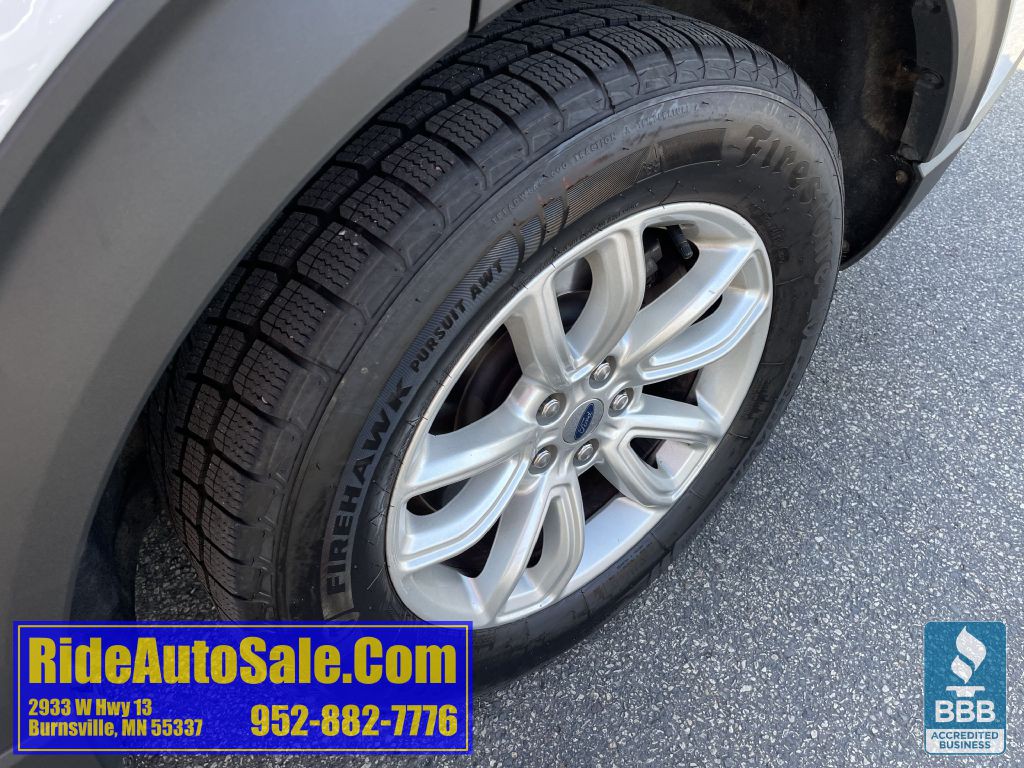 2022 Ford Explorer Image 26