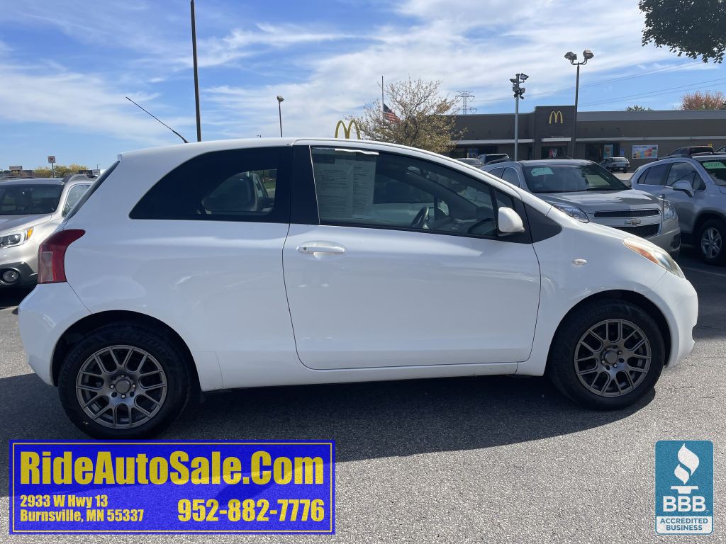 2008 Toyota Yaris Image 4