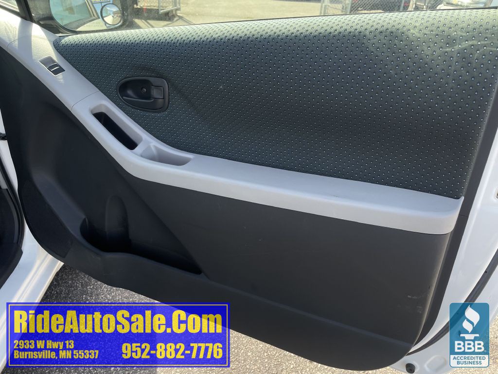 2008 Toyota Yaris Image 13
