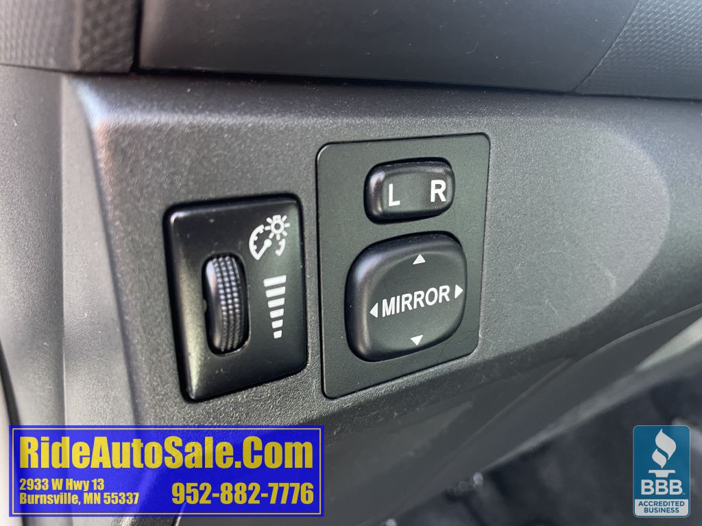 2008 Toyota Yaris Image 40