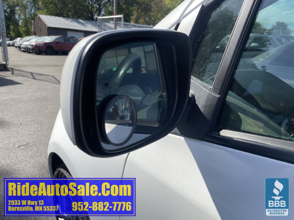 2008 Toyota Yaris Image 41