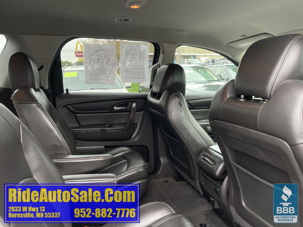 2016 GMC Acadia Image 16