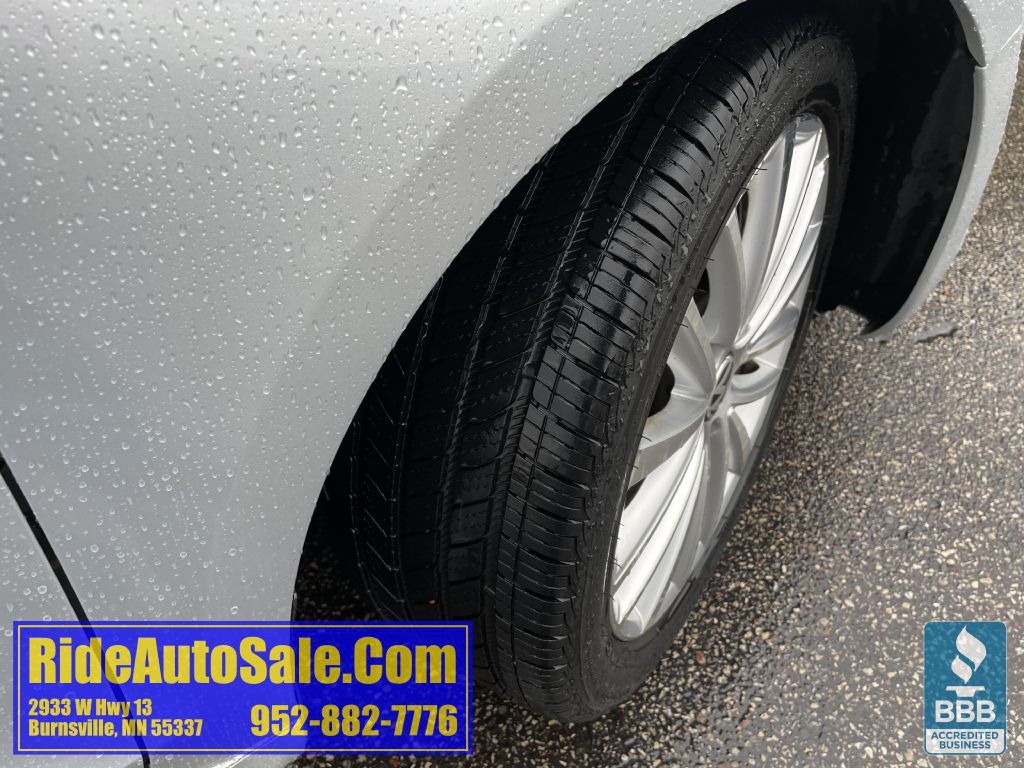 2012 Volkswagen Jetta Image 22