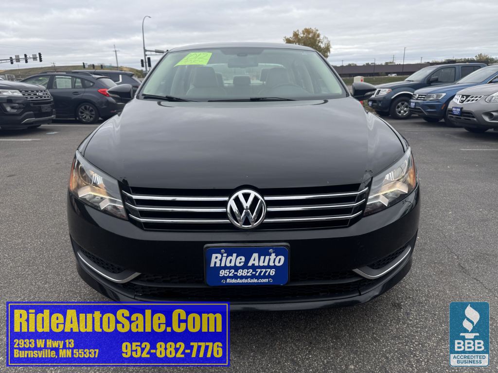 2012 Volkswagen Passat Image 2