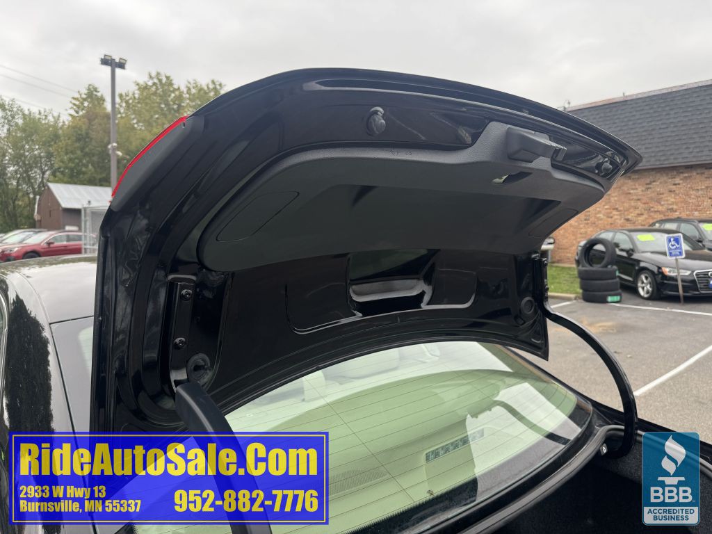 2012 Volkswagen Passat Image 28