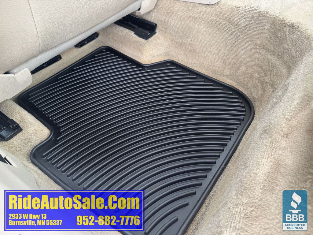2012 Volkswagen Passat Image 30
