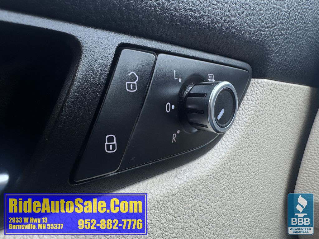 2012 Volkswagen Passat Image 44