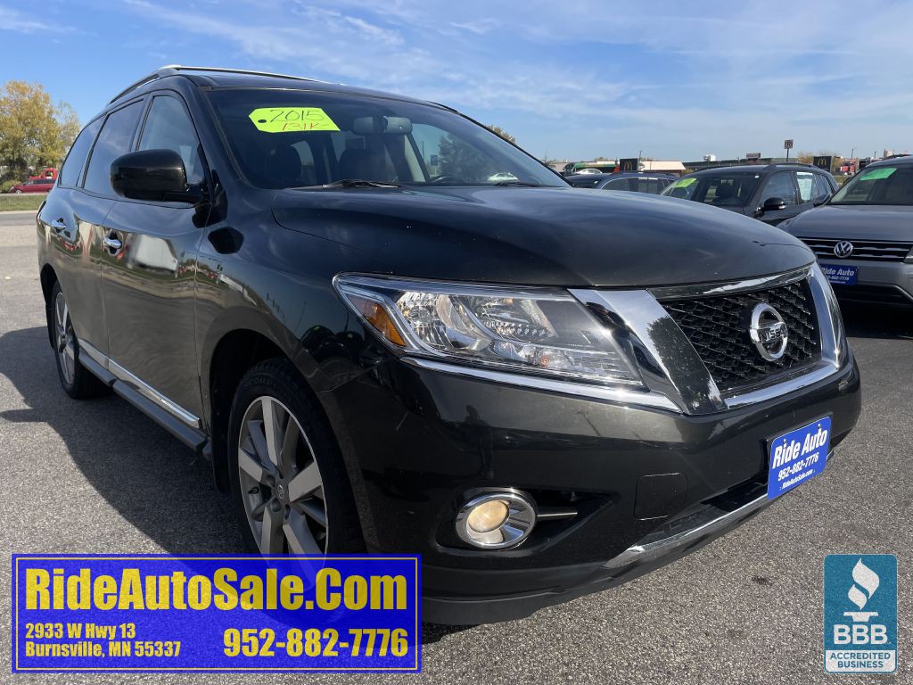 2015 Nissan Pathfinder Image 3