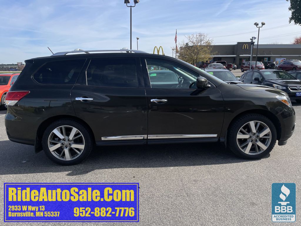 2015 Nissan Pathfinder Image 4