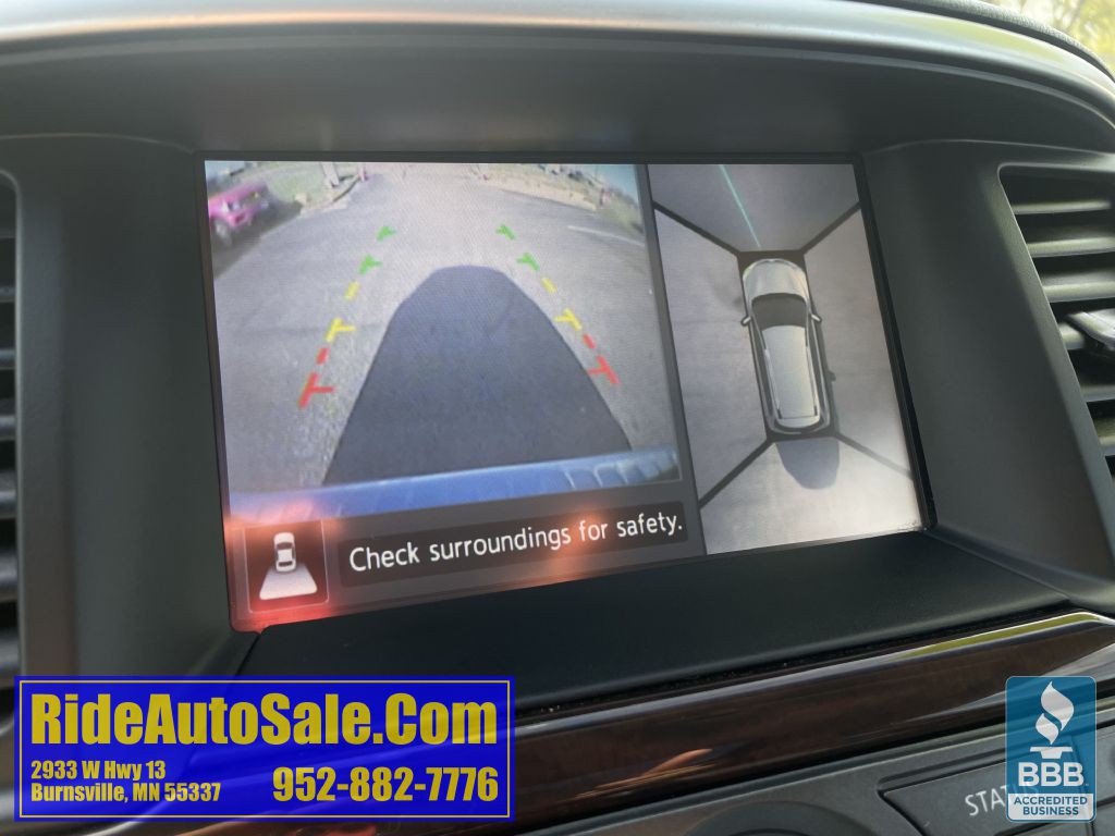 2015 Nissan Pathfinder Image 24