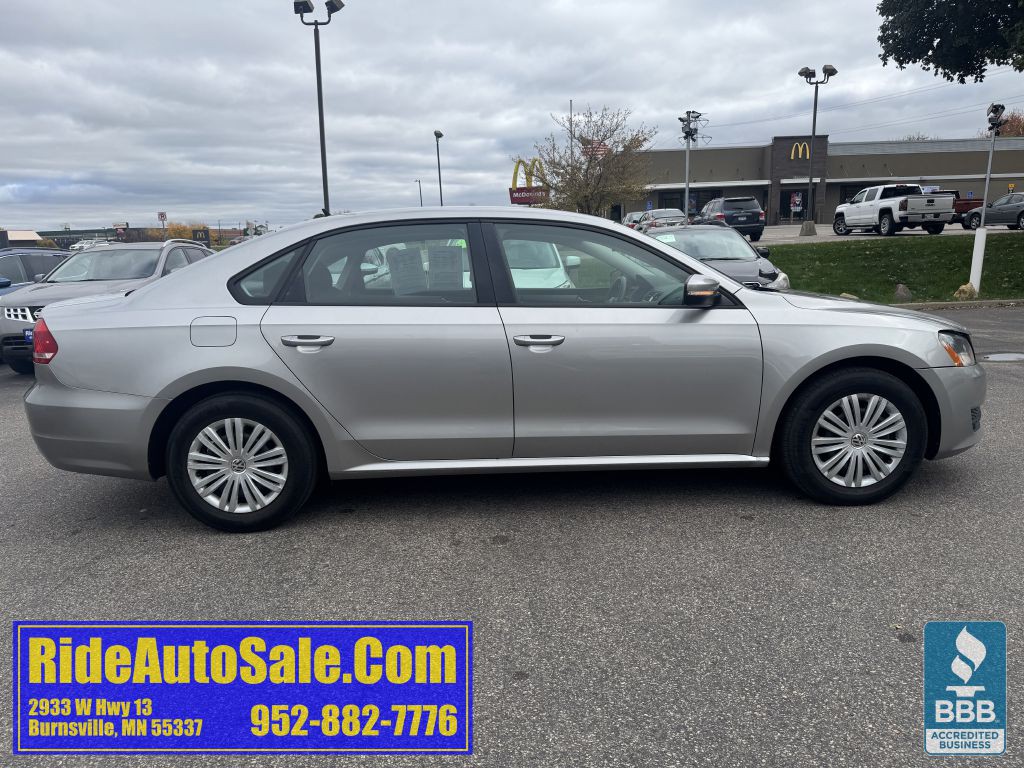 2014 Volkswagen Passat Image 4