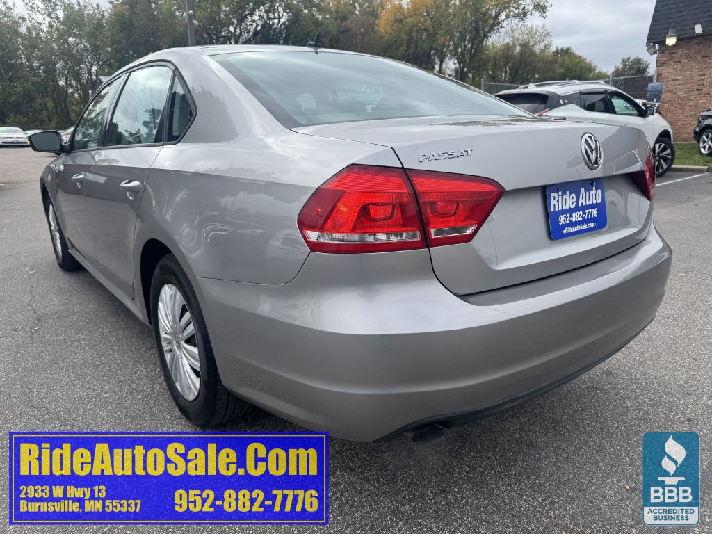 2014 Volkswagen Passat Image 7