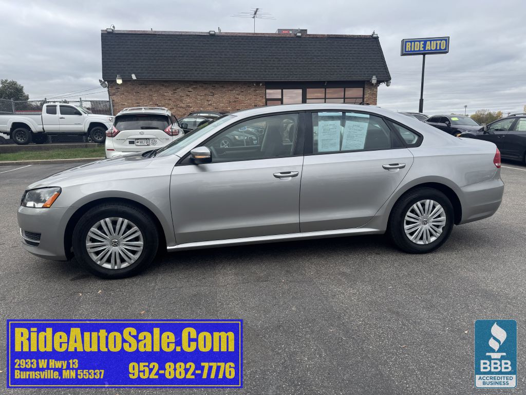 2014 Volkswagen Passat Image 8