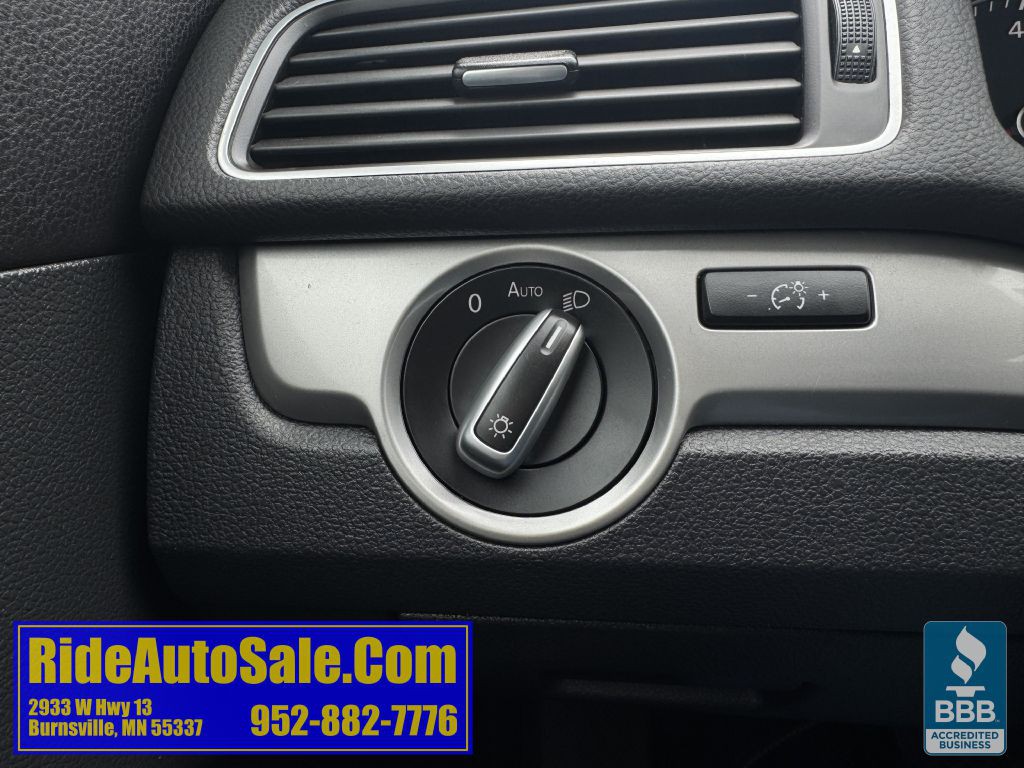 2014 Volkswagen Passat Image 41