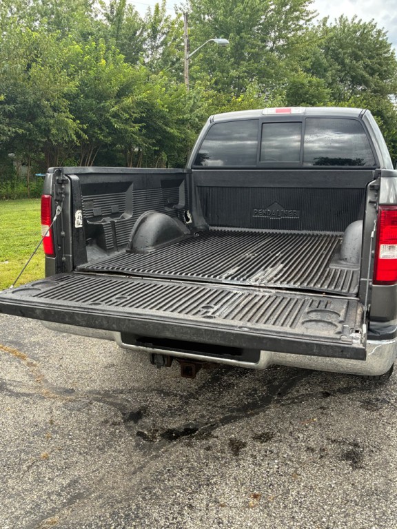 2004 Ford F-150 Image 11