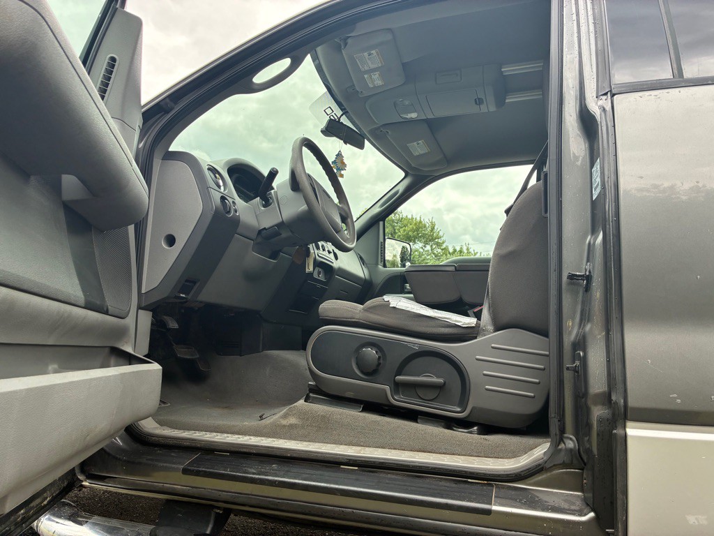 2004 Ford F-150 Image 14