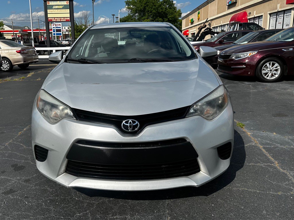 2015 Toyota Corolla Image 2