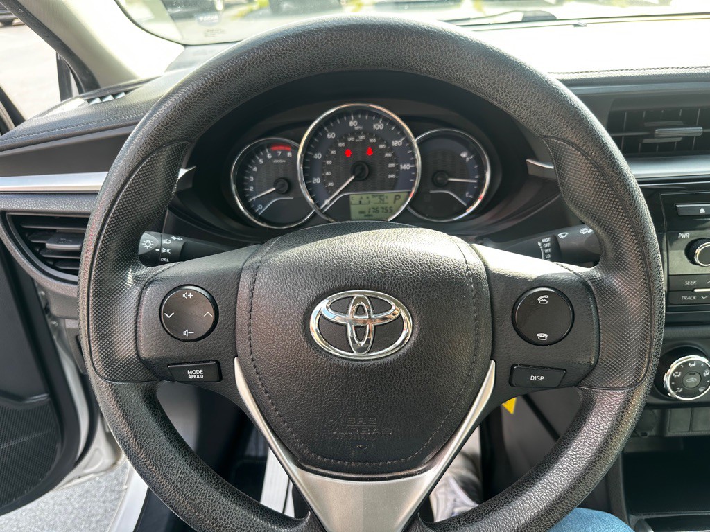 2015 Toyota Corolla Image 14