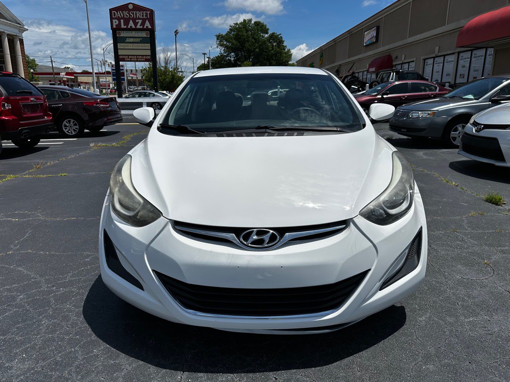 2016 Hyundai Elantra Image 2