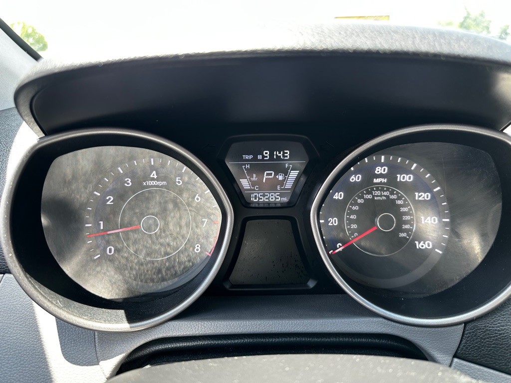 2016 Hyundai Elantra Image 15