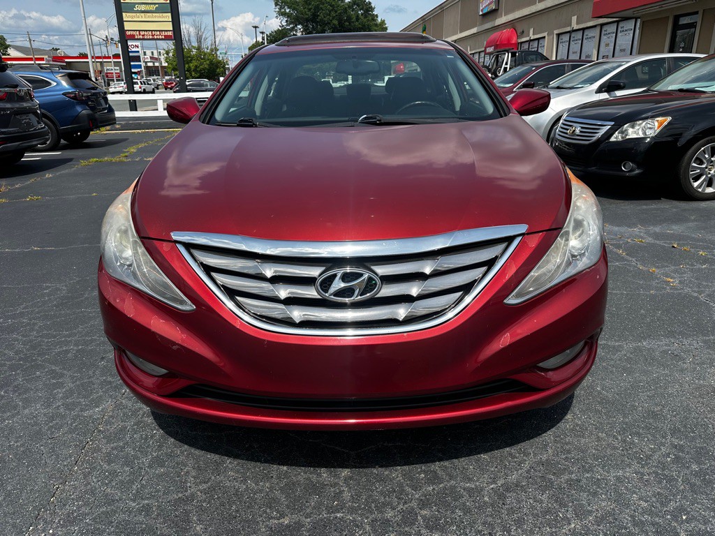 2013 Hyundai Sonata Image 2