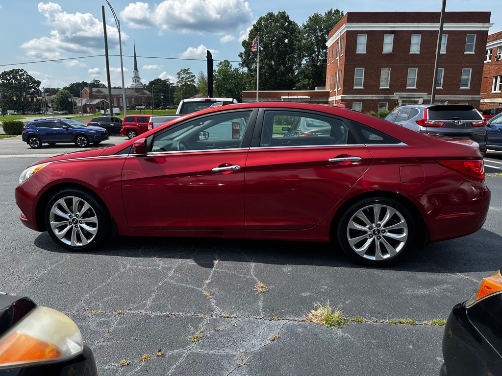 2013 Hyundai Sonata Image 4
