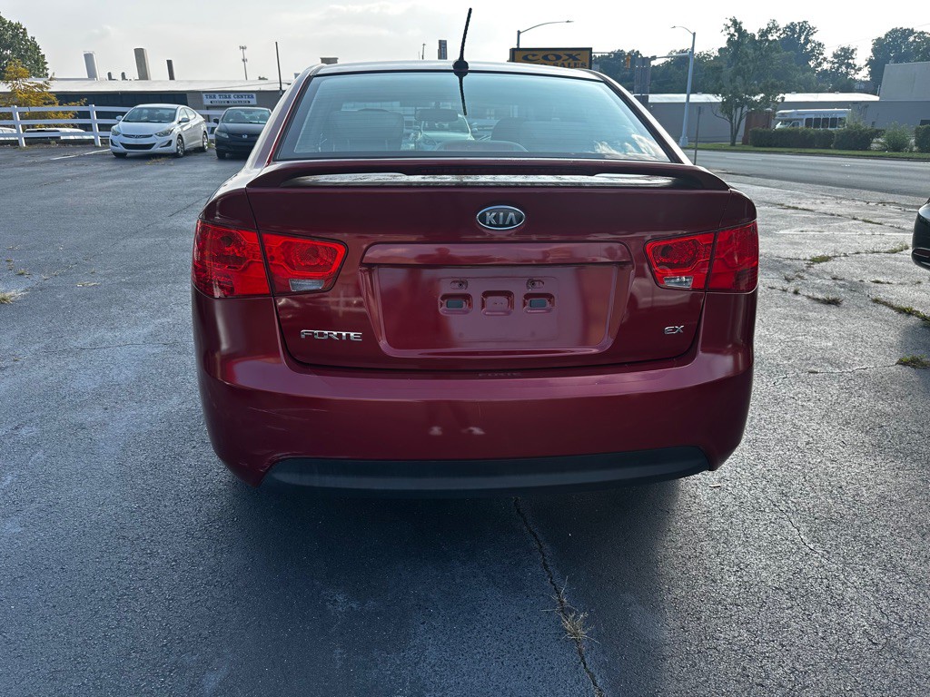 2011 Kia Forte Image 6