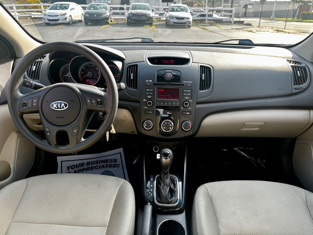 2011 Kia Forte Image 12