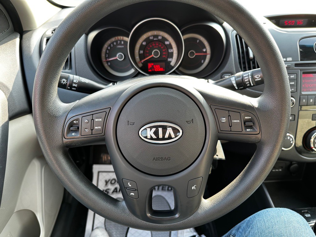 2011 Kia Forte Image 15